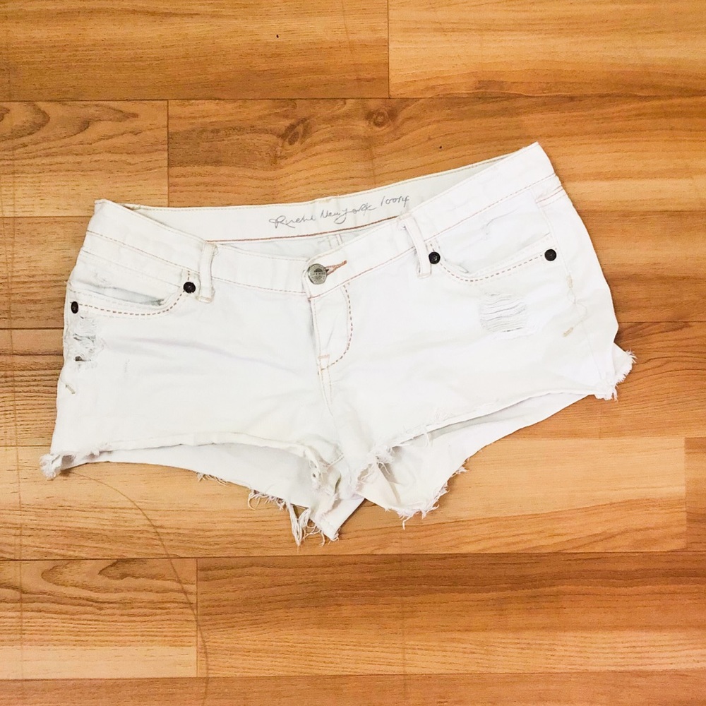 Ruehl | White Denim Shorts